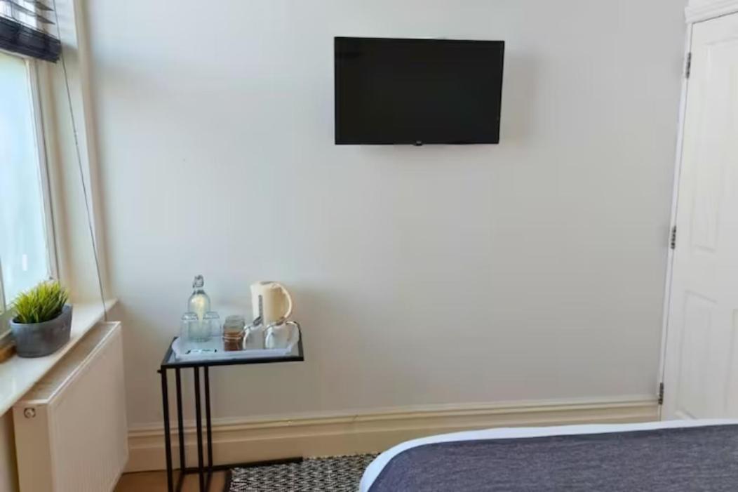 Stylish Double Room In City Centre - Shared Bathroom - Parking Preston  Zewnętrze zdjęcie
